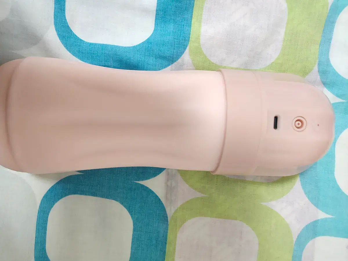 YUU吸吸酱飞机杯测评 – 超越真实的收缩律动7 YUU吸吸酱飞机杯测评 – 超越真实的收缩律动7