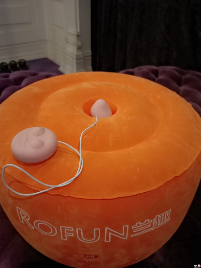 小爱垫性爱坐垫-情趣做爱与家俱靠垫两相宜6 小爱垫性爱坐垫-情趣做爱与家俱靠垫两相宜6