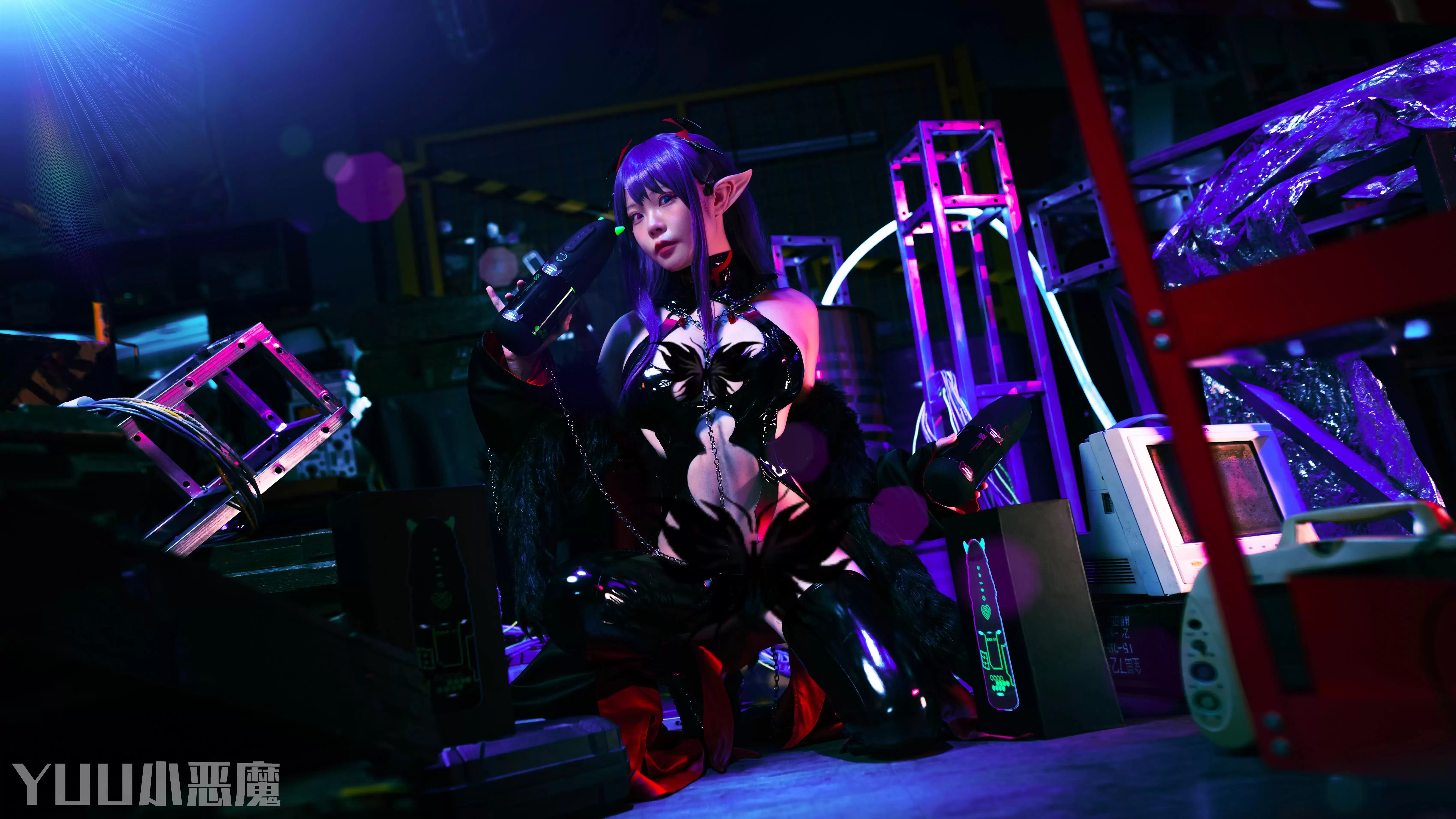 人机交互的赛博朋克智能杯-YUU小恶魔APP版飞机杯名器测评-名器社