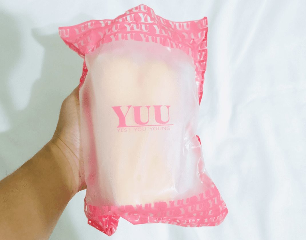 YUU小优物语飞机杯评测 – OMG！一开箱就送画册，内容精彩，杯叔无法直视！5