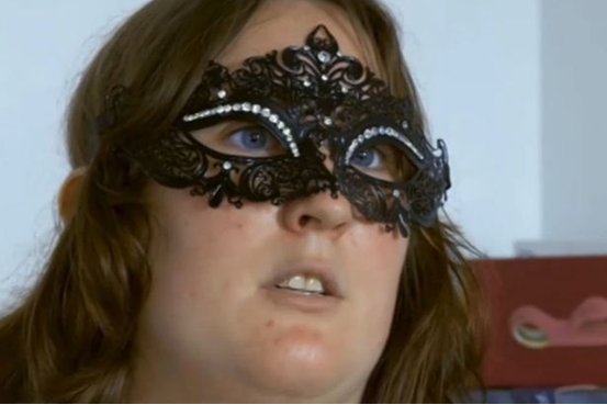 性用品体验师:帮助买家Get最佳情趣伴侣-名器社